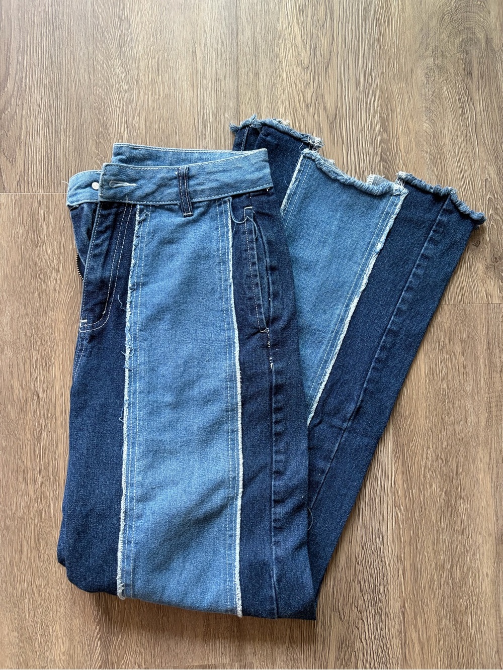 Women’s Two-Tone Panel Denim Jeans - Blue